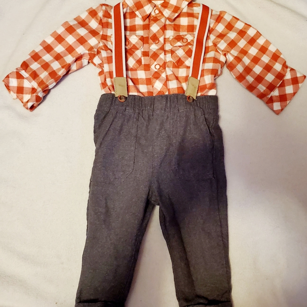 Carters infant outfit